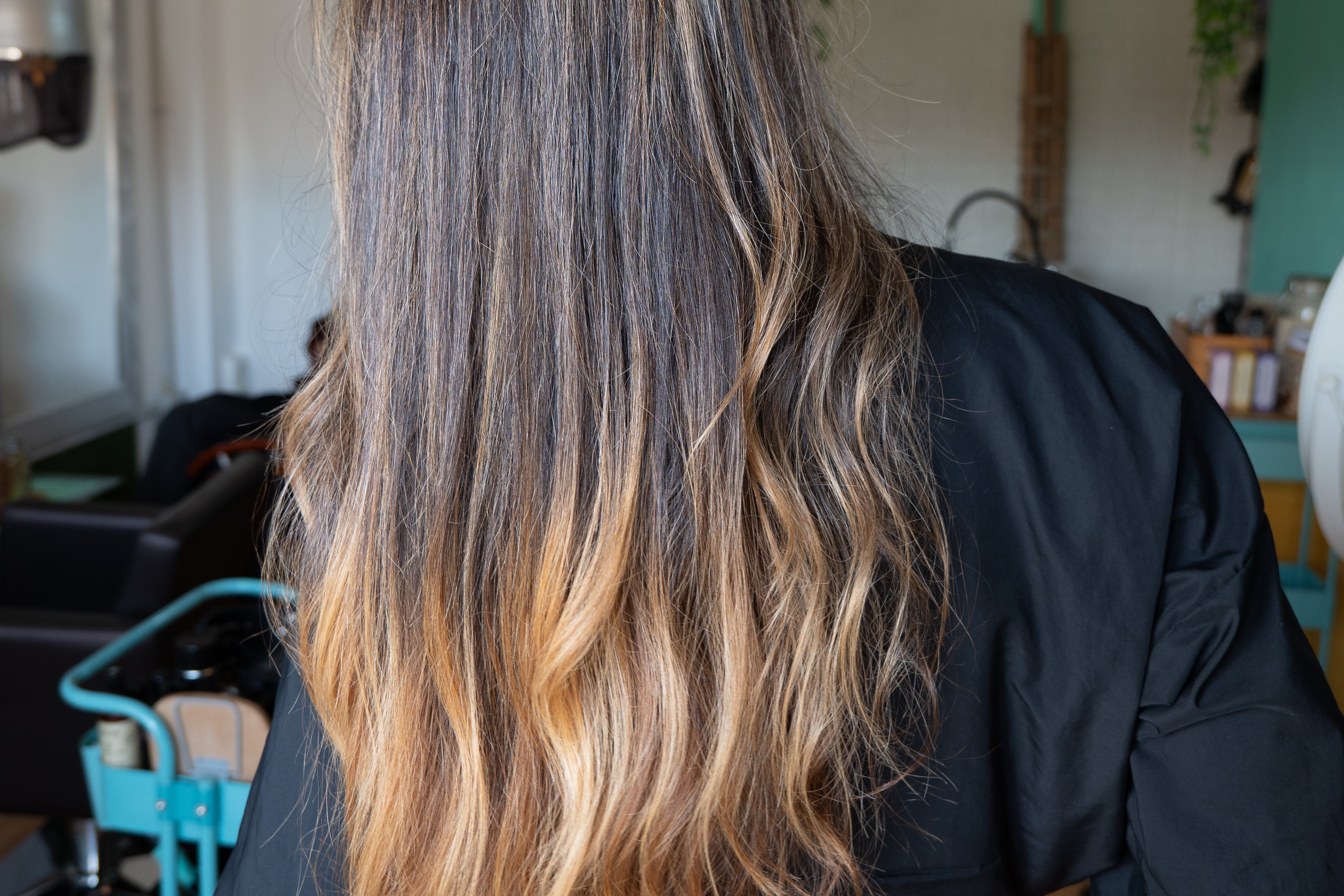 ¿Qué mascarilla natural usar para cabello graso o fino? Tratamientos ayurvédicos que regulan el sebo