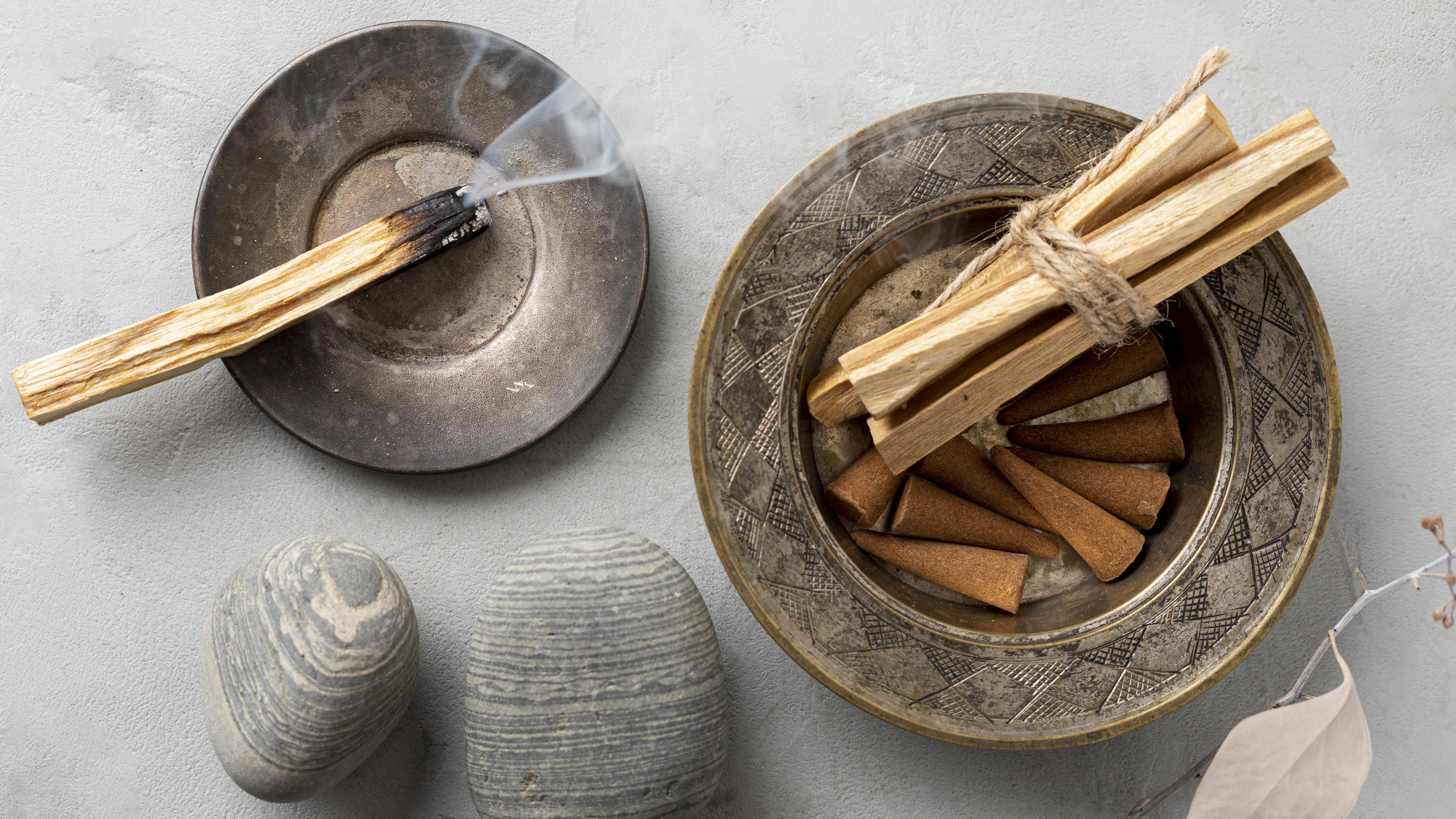 Descubre el poder del Palo Santo