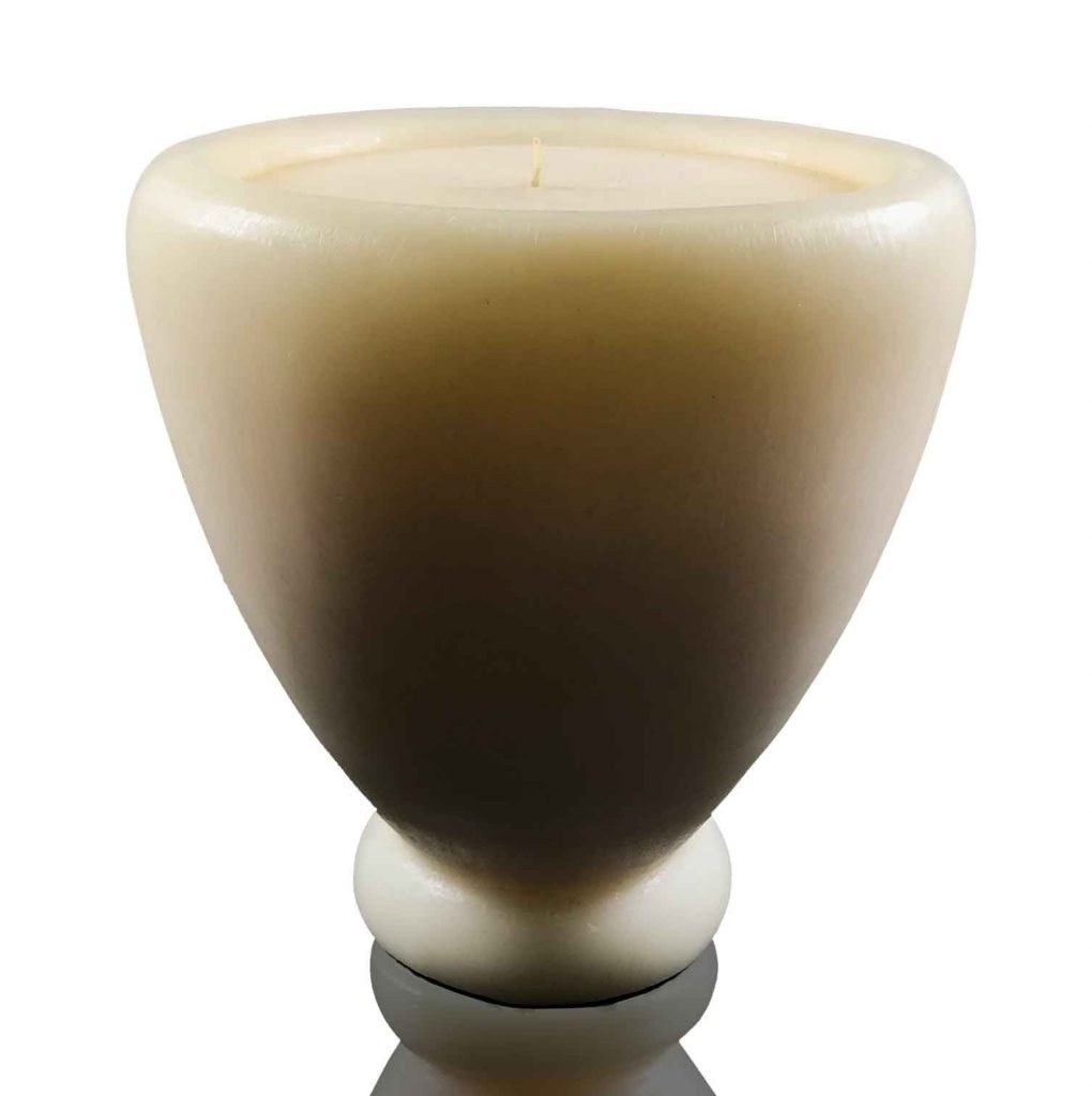 Medium Ivory Vase Candle Oy181